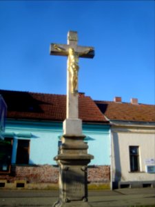 Zlacený kříž v Rosicích