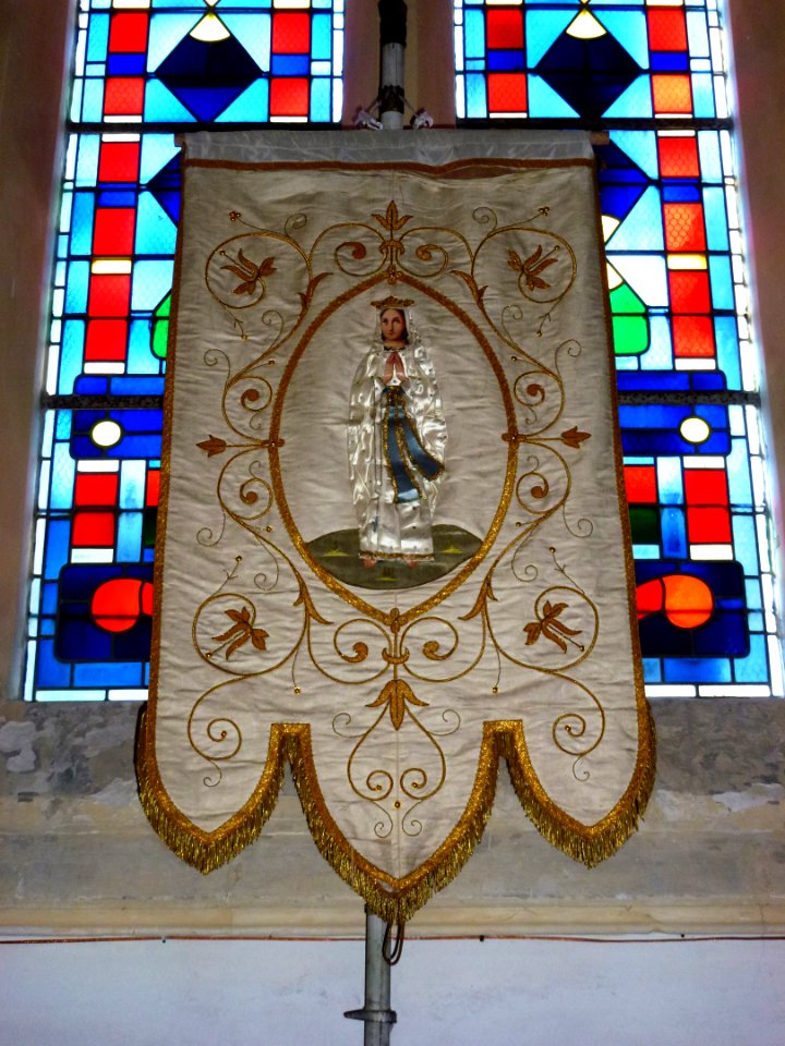 Zouafques (Pas-de-Calais, Fr) église Saint-Martin, bannière de procession (01)