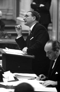 Zitting van de Tweede Kamer . Hr. Baart tijdens interpellatie, Bestanddeelnr 912-4102