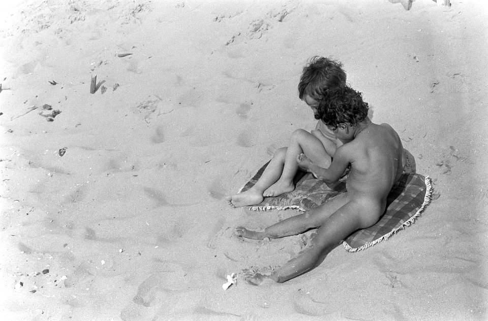 Zomerse warmte, mensen in zee, Bestanddeelnr 920-3163