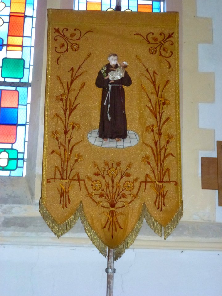 Zouafques (Pas-de-Calais, Fr) église Saint-Martin, bannière de procession (09)