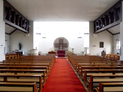Zu den heiligen Zwölf Aposteln (Berlin-Nikolassee) Kirchraum