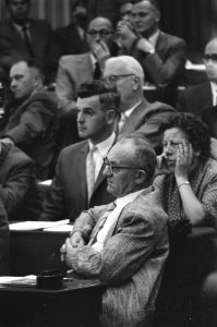Zitting der Tweede Kamer, debatten over loonpolitiek voorzitter CNV Van Mastrich, Bestanddeelnr 910-5338