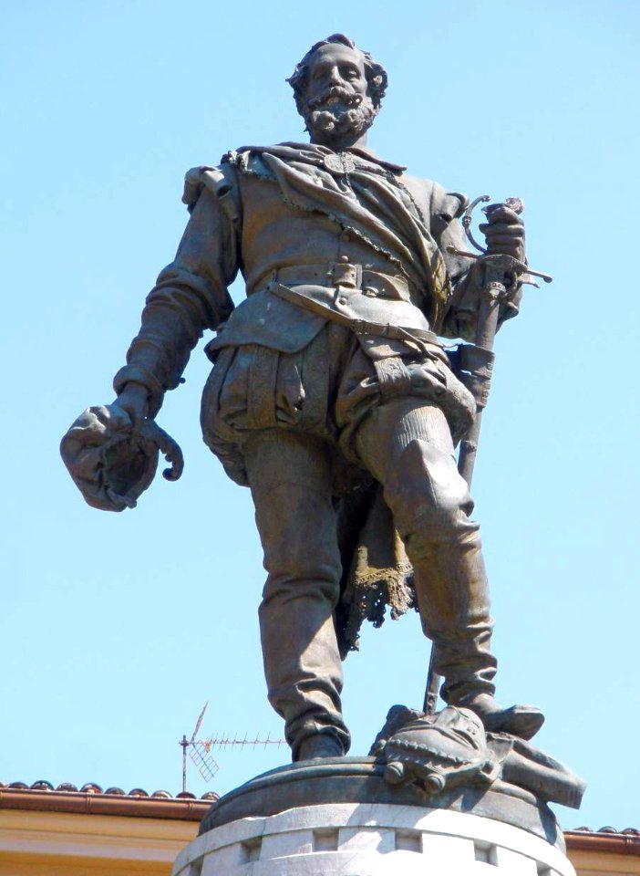 Zumarraga - Plaza de Euskadi, monumento a Legazpi 2