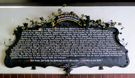 Zum Bären an der Kette Schild in Tordurchfahrt
