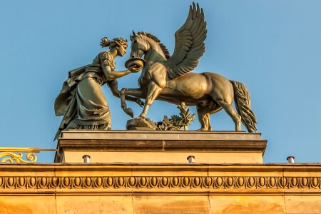 Old museum roof sculpture