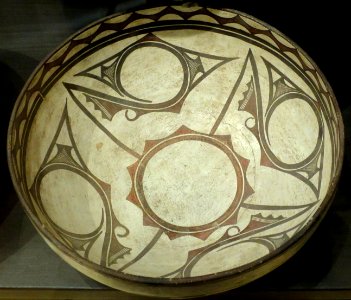 Zuni stew bowl with design representing stylized rain, c. 1900, Heard Museum photo