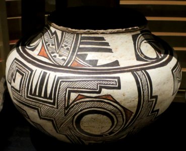 Zuni water jar decorated with stylized clouds and rain, late 1800s, Heard Museum photo