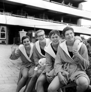 Zweminterland Nederland tegen Engeland te Groningen, Nederlandse dames 4x 100 me, Bestanddeelnr 916-5947