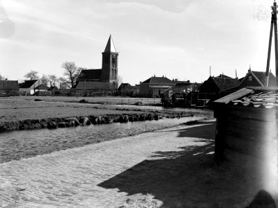 Zunderdorp met de kerk, Bestanddeelnr 189-0252