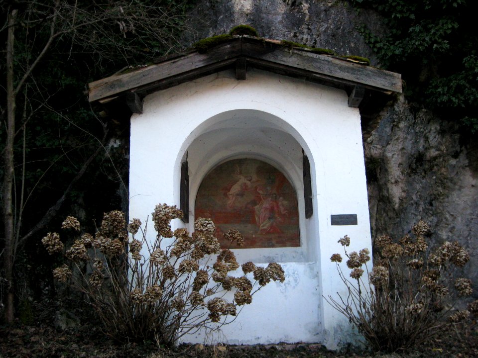 Zweite Kreuzwegstation auf dem Weg zur Kalvarienbergkapelle in Salurn 3