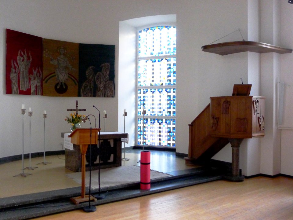Zur Wiederkunft Christi (Berlin-Südende) Altar und Kanzel