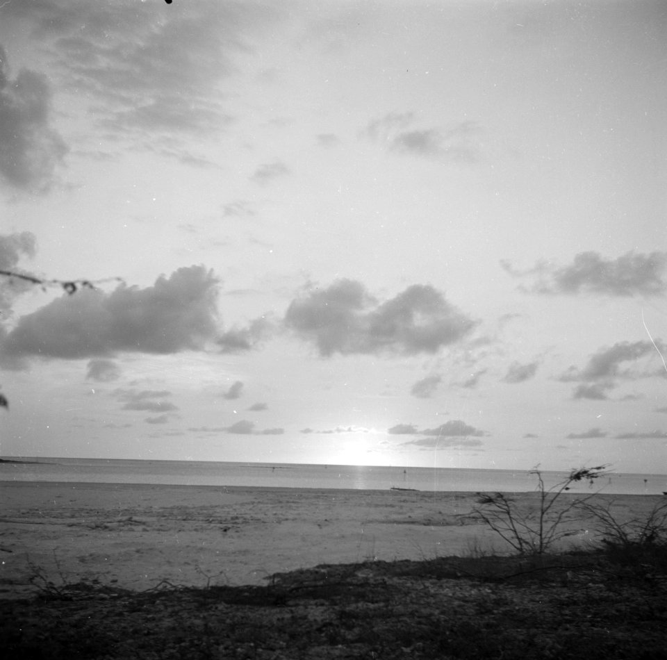 Zonsondergang op Aruba, Bestanddeelnr 252-8585