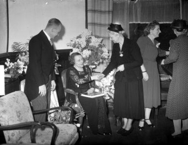 Zuster Schipper 75 jaar, receptie, Bestanddeelnr 903-8772