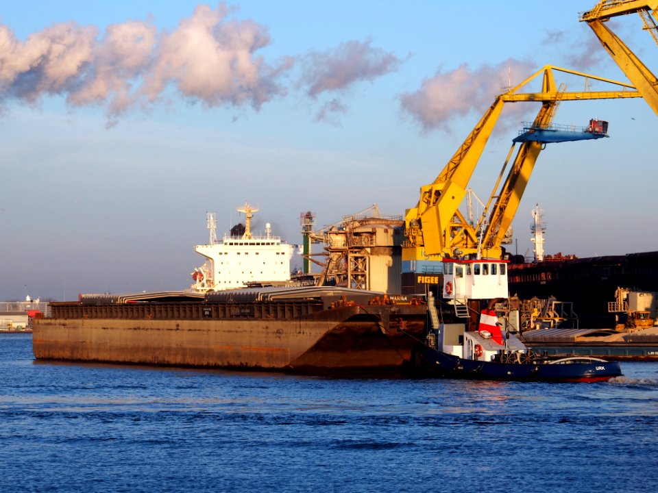 Zuidpool ENI 02309795 pushing Marika ENI 02317283, Port of Amsterdam pic8