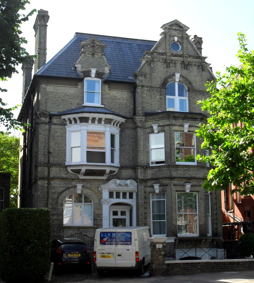 67 The Drive, Hove (NHLE Code 1187588) (July 2010)