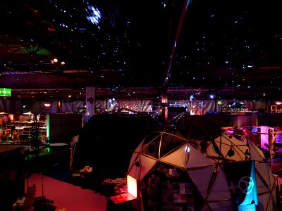 36C3 hall 2 on day 2 04