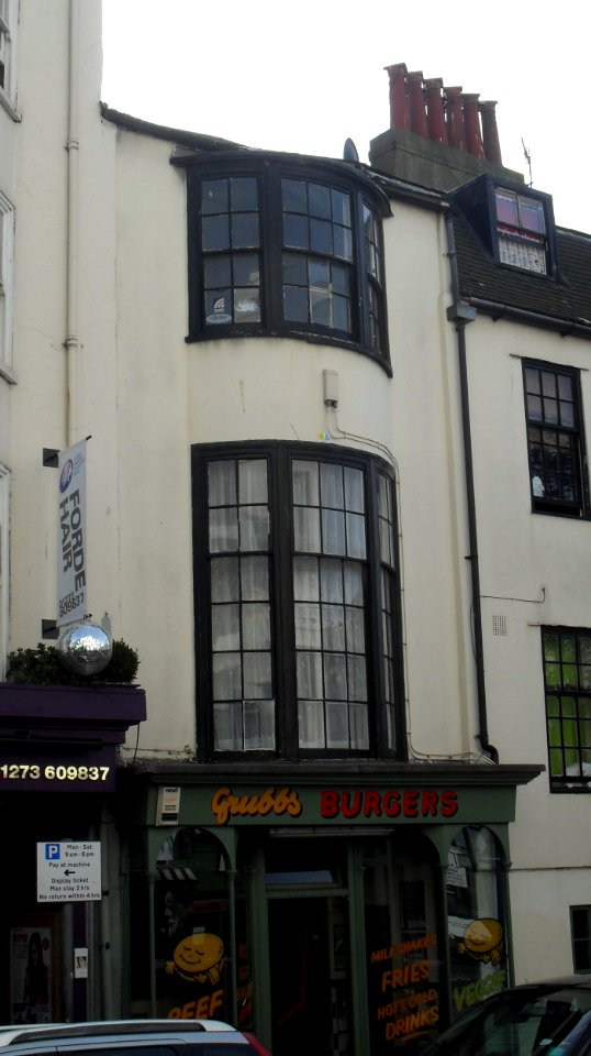 89 St James's Street, Brighton (NHLE Code 1380865) (September 2010)