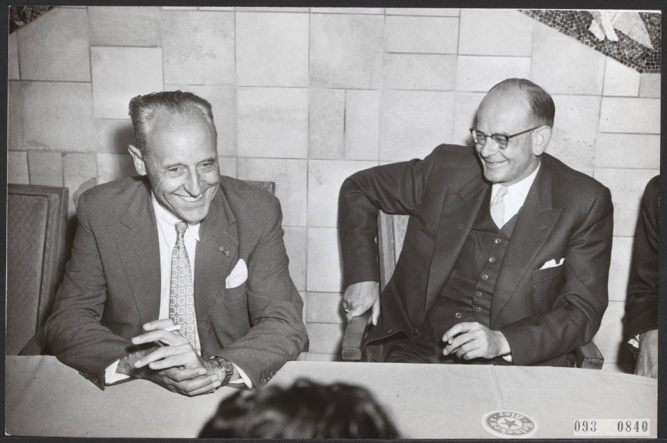 Aankomsten, persconferenties, gouverneurs, Bestanddeelnr 093-0840