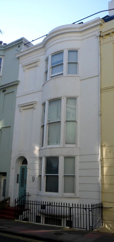 9 Broad Street, Brighton (March 2014)