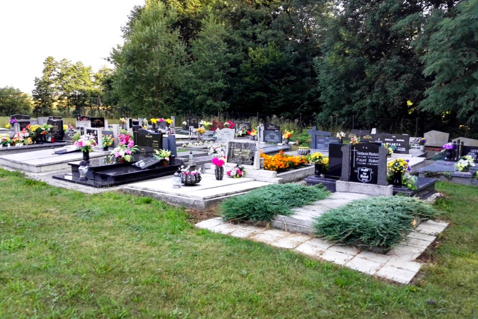 2019 Kozakowice Dolne new gravestones