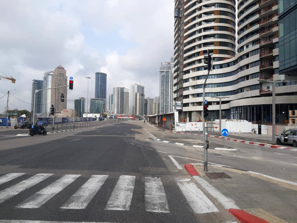 20200324 Begin road in Tel Aviv Yafo, view towards Ramat Gan