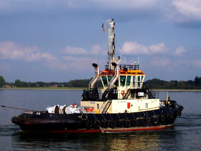 22 (tugboat, 2002) IMO 6503840 Callsign OT2526, ENI 06503840, Port of Antwerp pic2