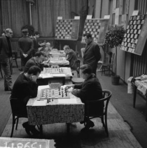26e Hoogovenschaaktoernooi, 13e ronde, Bestanddeelnr 915-9811