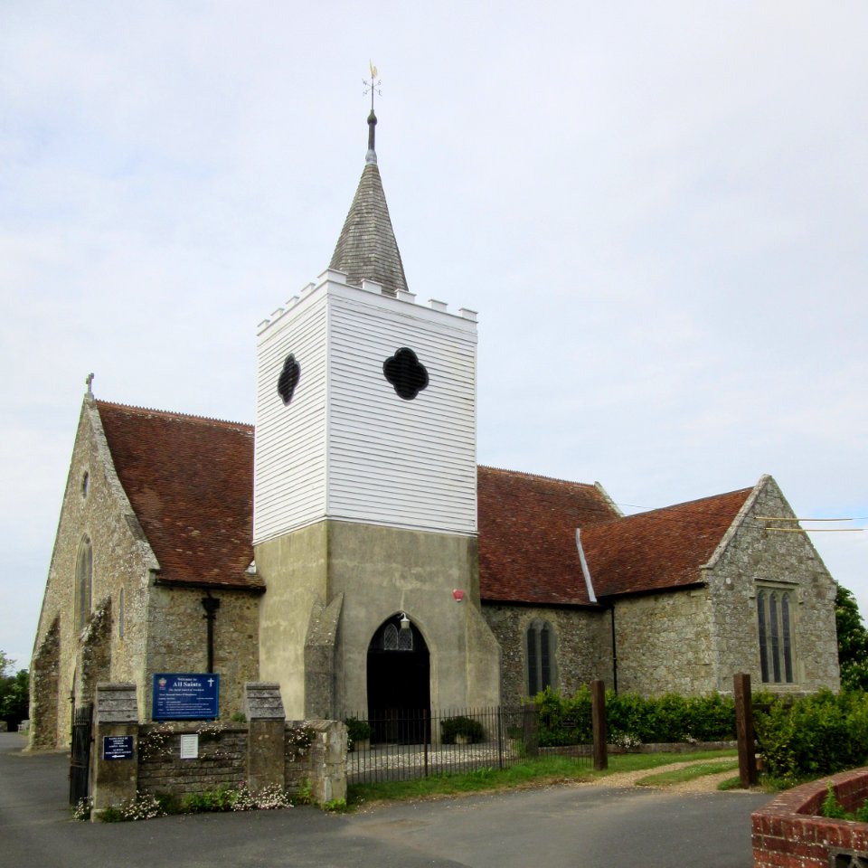 All Saints Church, High Street, Newchurch (May 2016) (10)