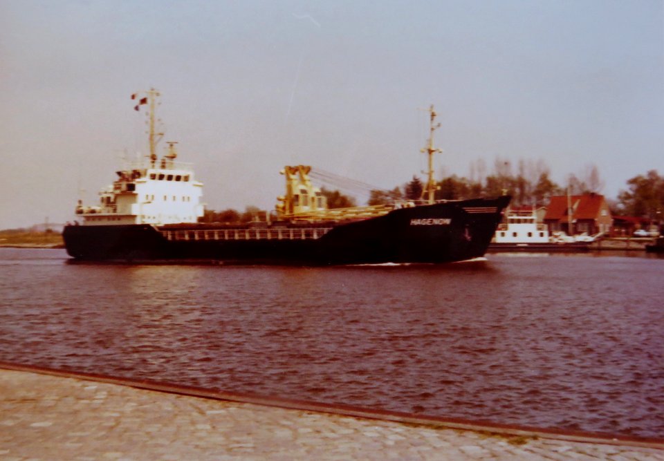 AIMG 5090 Hagenow auf dem NOK bei Hochdonn um 1972