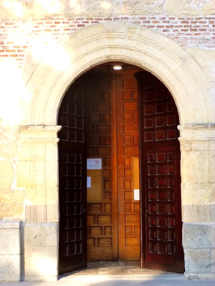 Alcobendas - Iglesia de San Pedro Mártir 05