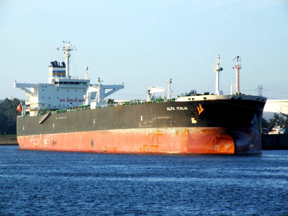 Alfa Italia p2 at the '4e Petroliumhaven', Port of Rotterdam, Hollad 30-Sep-2006