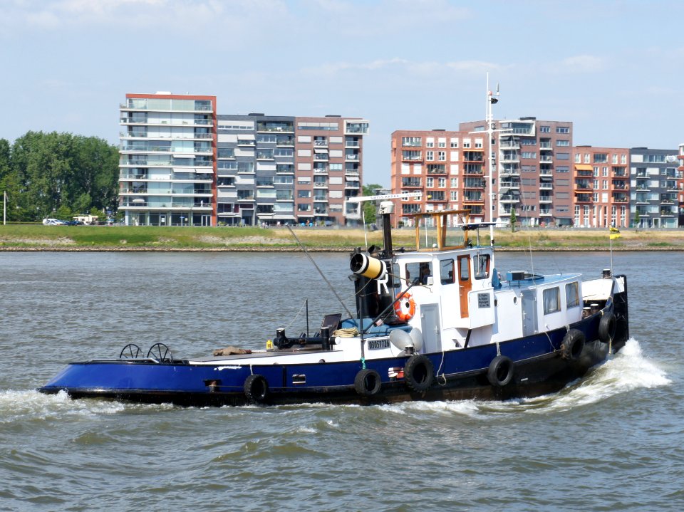 Albert-R - ENI 03051726, Dordrecht, Oude Maas - Beneden Merwede, pic2