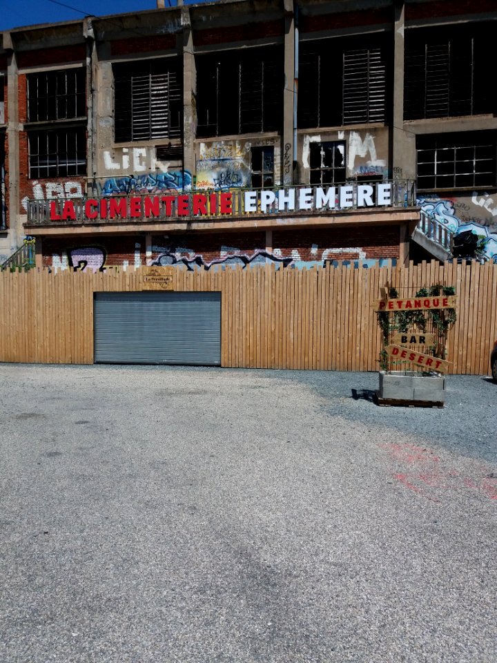 Albigny-sur-Saône - Cimenterie éphémère (08)