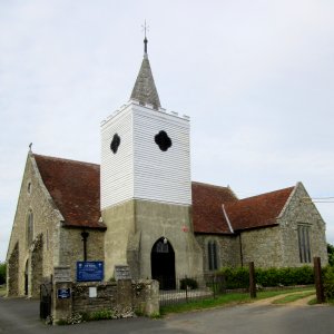 All Saints Church, High Street, Newchurch (May 2016) (4)