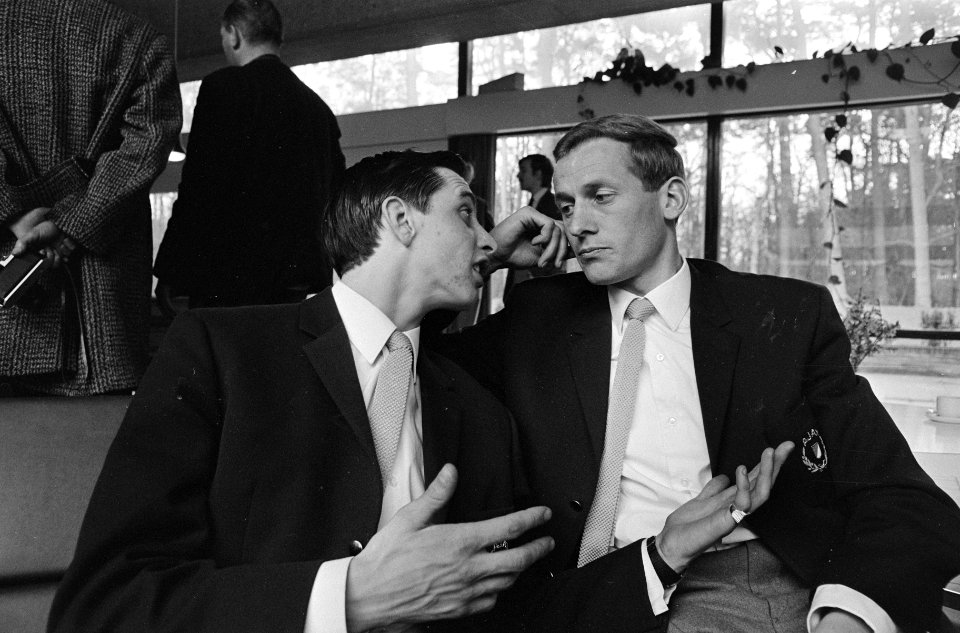 Ajax in KNVB-sportcentrum Zeist, Cruijff en Nuninga, Bestanddeelnr 920-1184