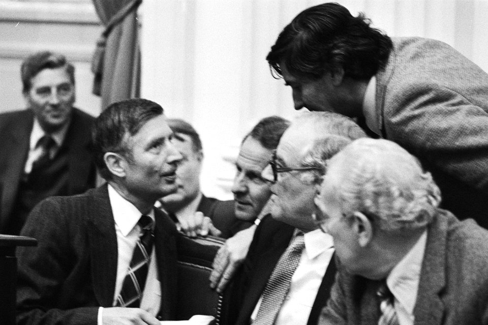Algemene Beschouwingen, tweede ronde, Premier Van Agt , Staatssecretaris De Graa, Bestanddeelnr 931-0726