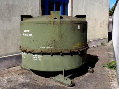ACMH containerin the Musée des Blindés, France, pic-2