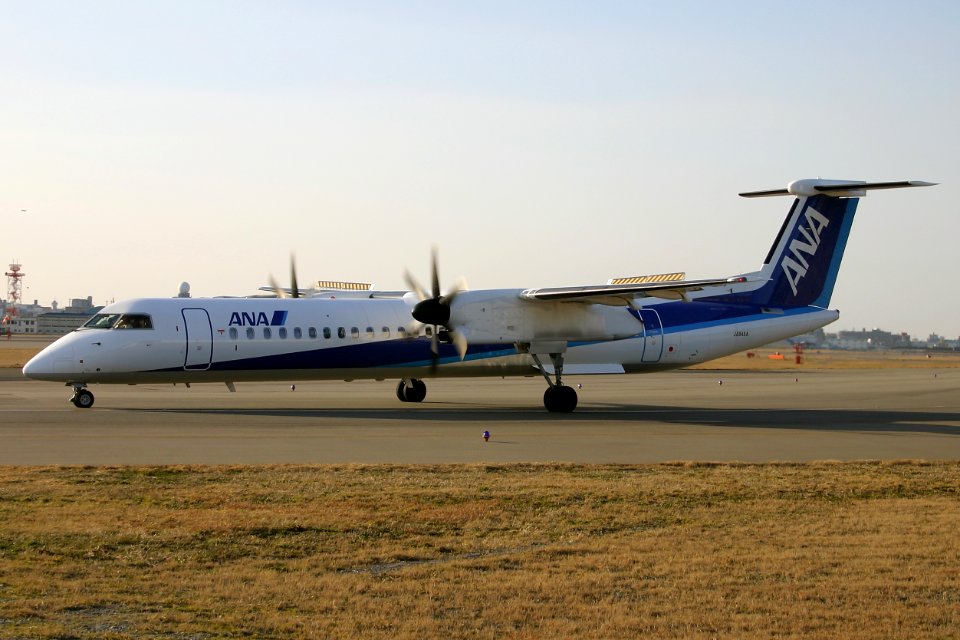 AirNipponNetwork DHC-8-400 fukuoka 20050213162830