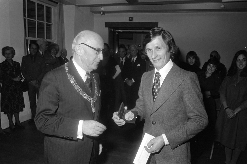 Afscheidsreceptie van dr S H Levie in Amsterdams Historisch Museum dr S H, Bestanddeelnr 928-2646