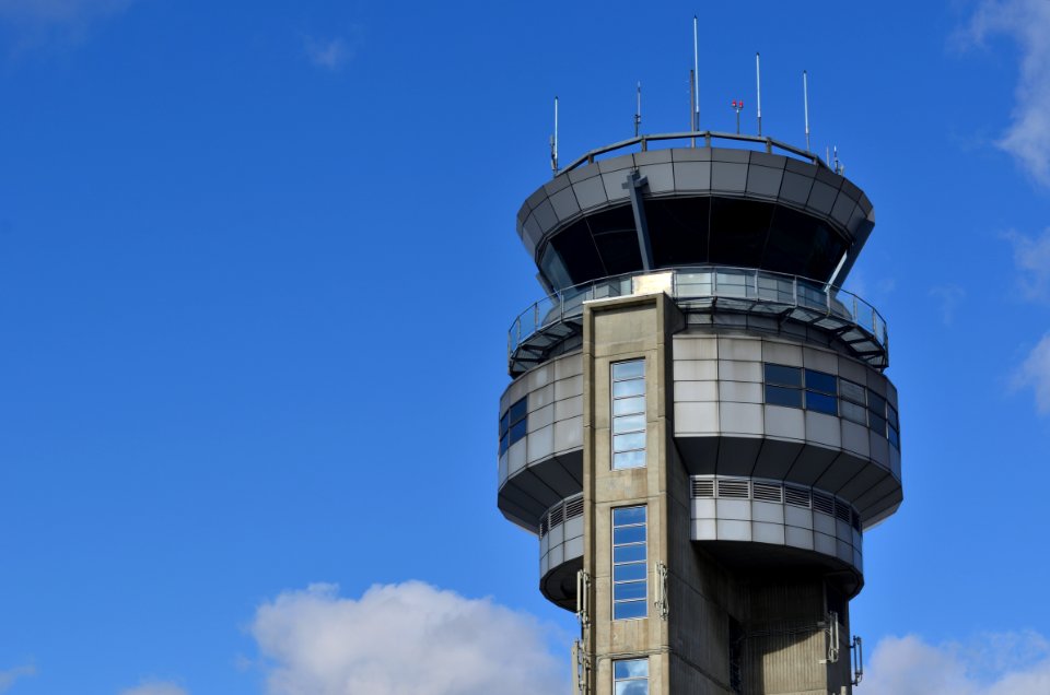 AirTrafficControlYUL