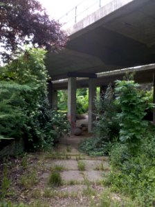 Agra-Brücke die Bundesstraße 2 im agra-Park in Markkleeberg überführend im Juni 2016a