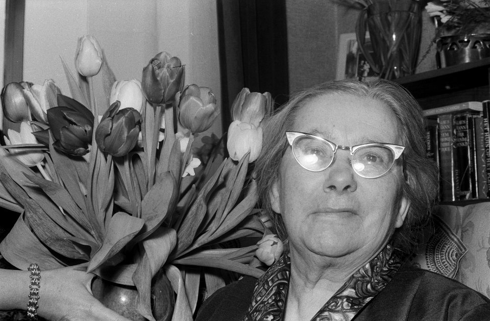 Actrice Hetty Beck is 75 jaar geworden, Bestanddeelnr 914-9418