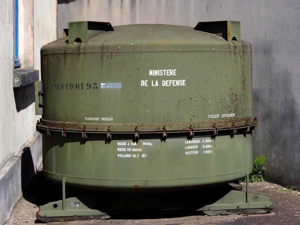 ACMH containerin the Musée des Blindés, France, pic-1