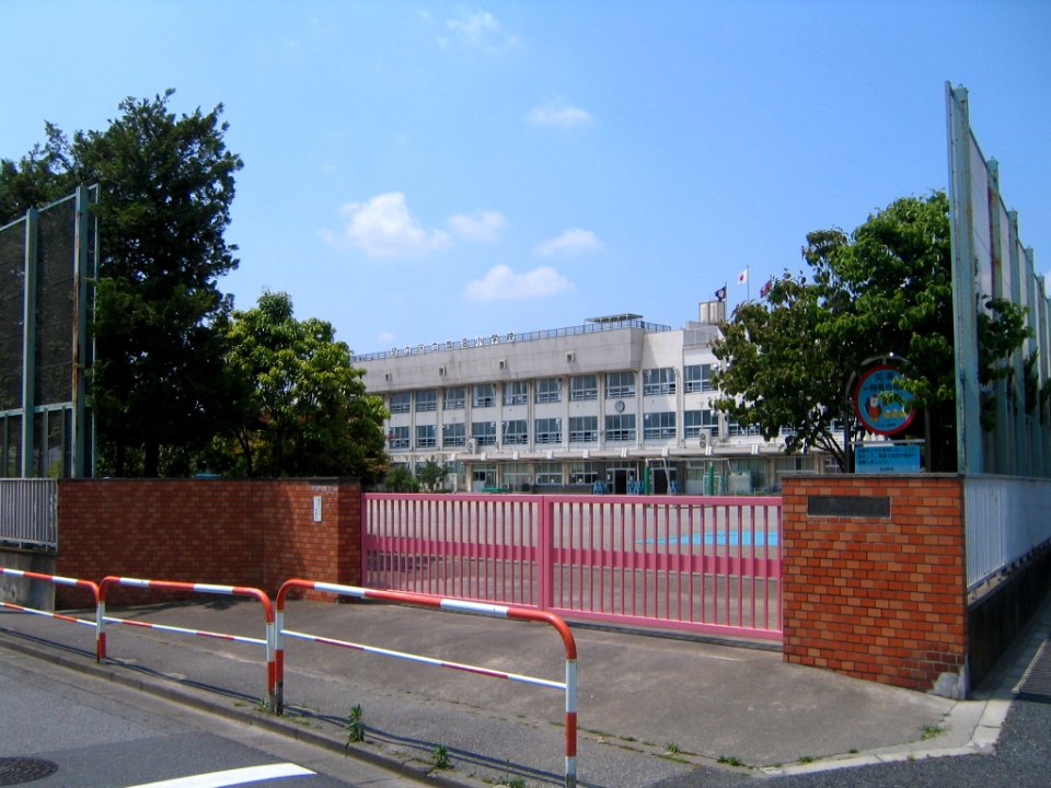 Adachi saranuma elementary school