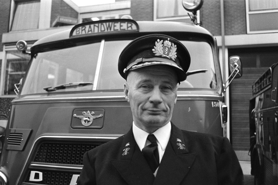 Afscheidsreceptie van G. Kooiman , commandeur 1e klas van brandweer Amsterdam, Bestanddeelnr 924-0856