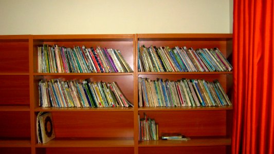 Abu Reyahan al-Biruni Middle School - Nishapur-library 004