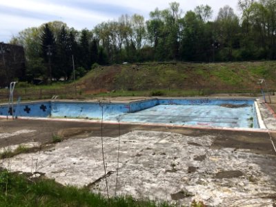 Abandoned YMCA pool, Upper St. Clair, Pennsylvania, 5-2-2021