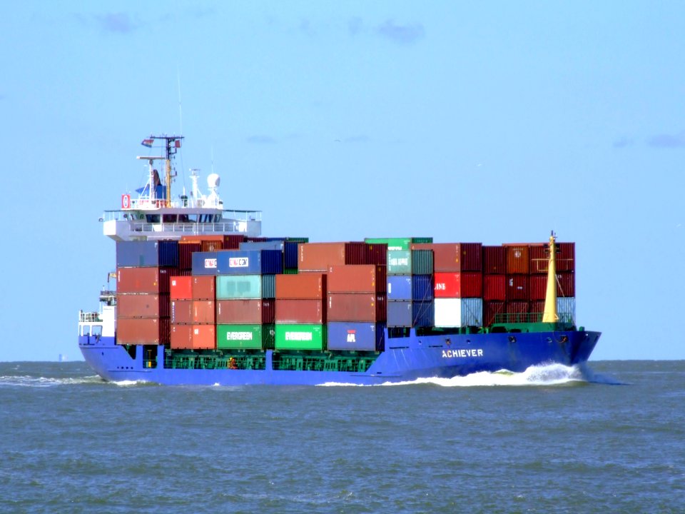 Achiever 02 heading for Port of Rotterdam 29-Aug-2007