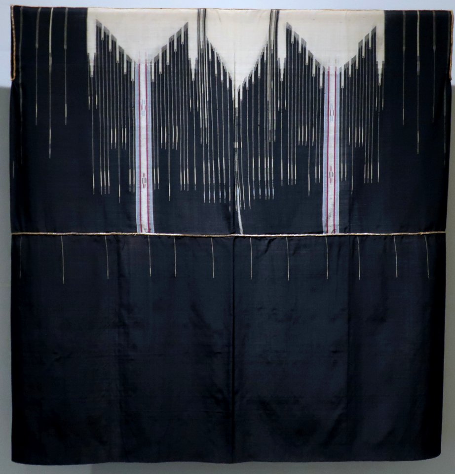 Aba (man's coat) from Syria, Honolulu Museum of Art 938